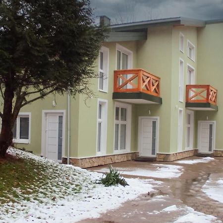 Apartamenty Szwajcarka クドヴァ・ズドゥルイ エクステリア 写真